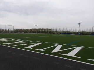 スポーツフィールドA面を地表から撮影した写真
