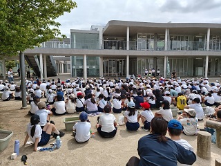 おおたかの森小学校でのゴーヤの育て方講習会
