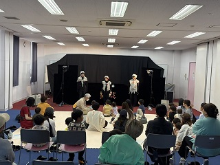 子ども人形劇鑑賞会開催の様子