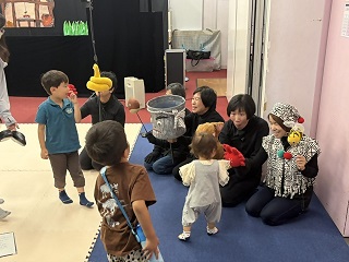 子ども人形劇鑑賞会開催の様子
