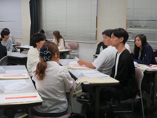 成人式実行委員委嘱状交付式・実行委員会議の様子