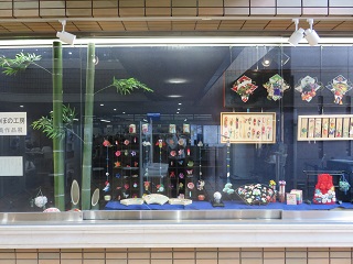 市内手工芸団体作品展開催の様子