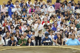 記念セレモニーにおける井崎市長のあいさつ