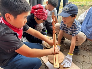 「Let's 火おこし!! in 手賀の丘」の様子