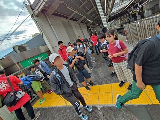 「Let's 火おこし!! in 手賀の丘」の様子