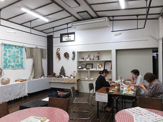 「手工芸展」の様子