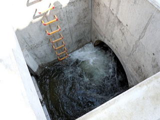 流山揚水機場の写真