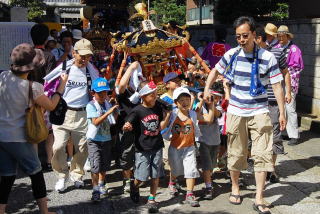 雷神社ふれあい夏祭り