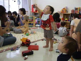 手遊びたのしいね