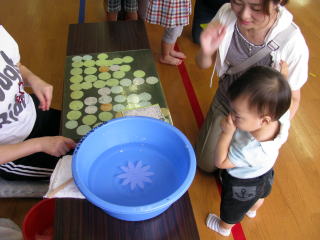 縁日で何かお買いもの