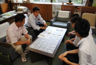 対談の様子の写真