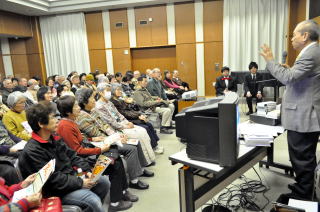 講演会「笑う門には福来る」の写真