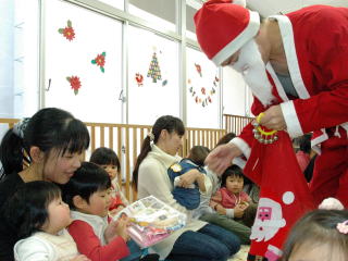 サンタさんからクリスマスプレゼント