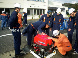 ポンプ基本操作要領・給水管取扱い要領訓練