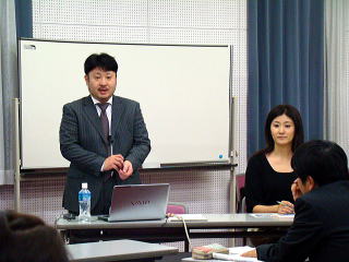 東京大学環境安全本部准教授・飯本先生