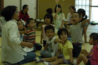 子育てサロン「子育てカンガルークラブ」