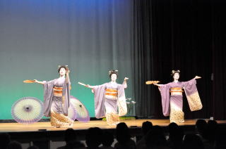 舞踊集団菊の会「日本のおどり～初夏に舞う」