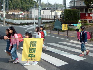 子どもたちの交通安全を