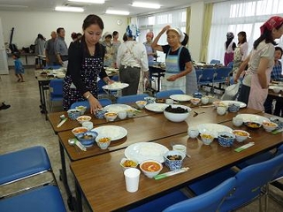 いよいよ試食