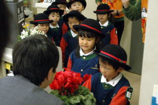 シクラメンの花をプレゼント