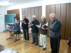 ふれあいの家でコーラス