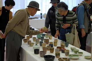 チャリティー陶芸展