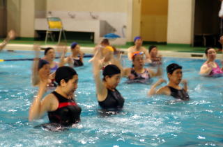 水の抵抗が良い運動に