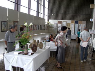 ホワイエでは展示会