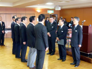 高橋社長に沿線5市長から