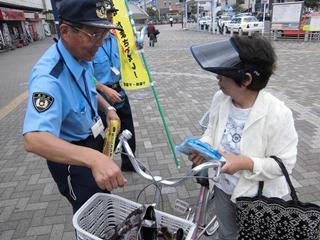 南流山駅前で活動