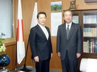 鴨下環境大臣と井崎市長