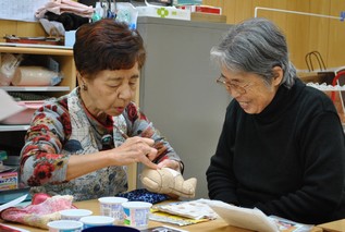 講師の羽川さんと受講者