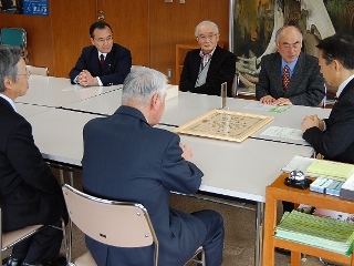 市長室を訪問