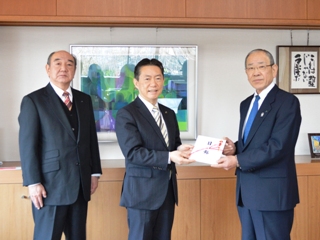 JAとうかつ中央の皆さんと井崎市長