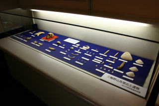 加曽利博物館に展示されている三輪野山の遺物