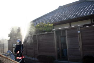 一茶双樹記念館で火災を想定した消火訓練