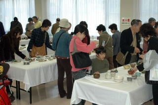 チャリティ陶芸展