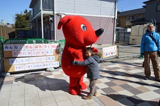 子どもたちに大人気のチーバ君