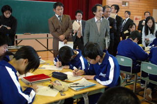 生徒同士が学び合い