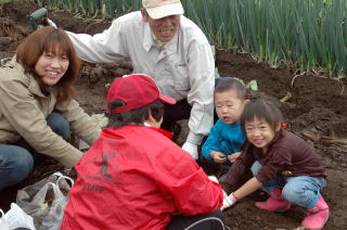 親子連れが多数参加