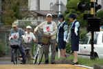 安全な踏切の渡り方を学ぶ