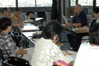 公開読書会の様子