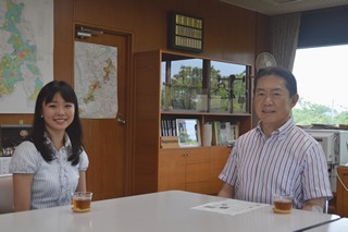加瀬栞さんと井崎市長