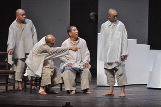 通常知られている作品と「風野又三郎」を合わせて舞台化