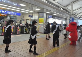 「チーバくん」も未成年者の飲酒防止を呼び掛け