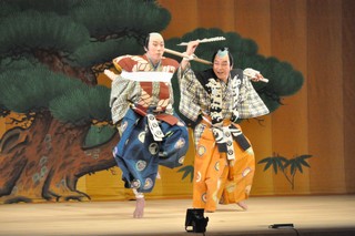 主催した「菊の会」の皆さん