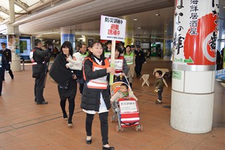 帰宅困難者の避難誘導訓練