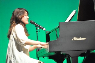 都内のライブハウスなどで活躍している渡辺麻美さん