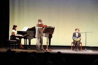 アントニオ斉藤さんのヴァイオリンと石川容子さんのピアノによるミニラブ