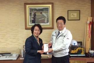 熊坂代表と立谷相馬市長の写真